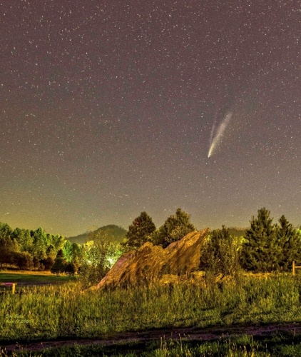 comet NEOWISE.jpg